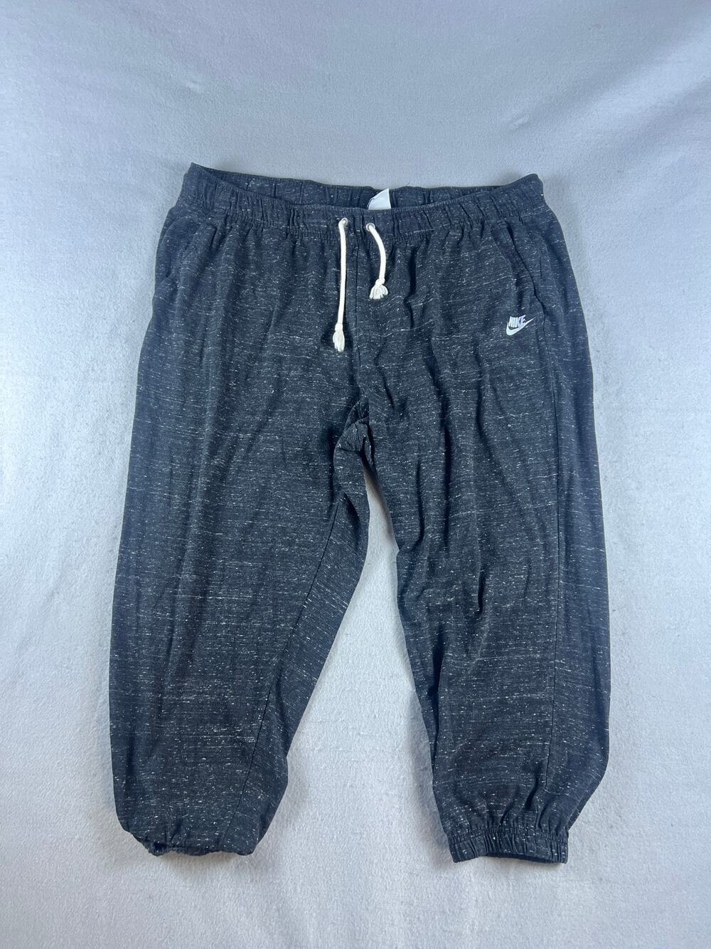 Nike Sweatpants Womens 2X Heather Gray Drawstring Capri Crop Joggers Loungewear